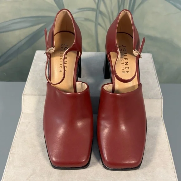 Journee Collection women’s sandals size 10, NWOT Burgundy Block Heel Shoes - Picture 3 of 8